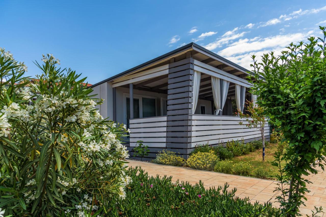 Rasin Mobile Homes باكوشتاني المظهر الخارجي الصورة