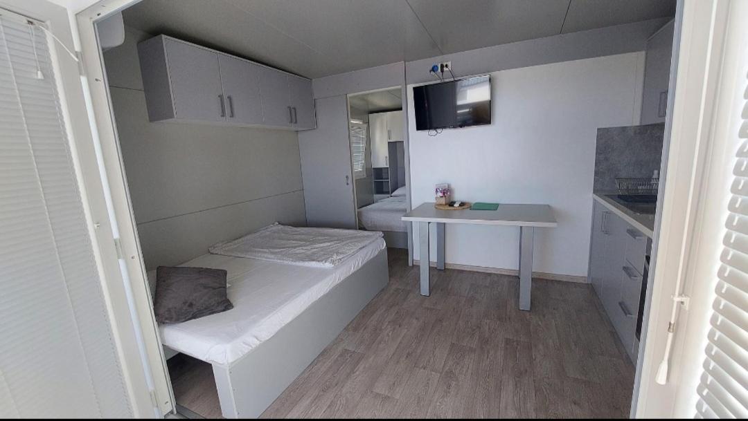 Rasin Mobile Homes باكوشتاني المظهر الخارجي الصورة