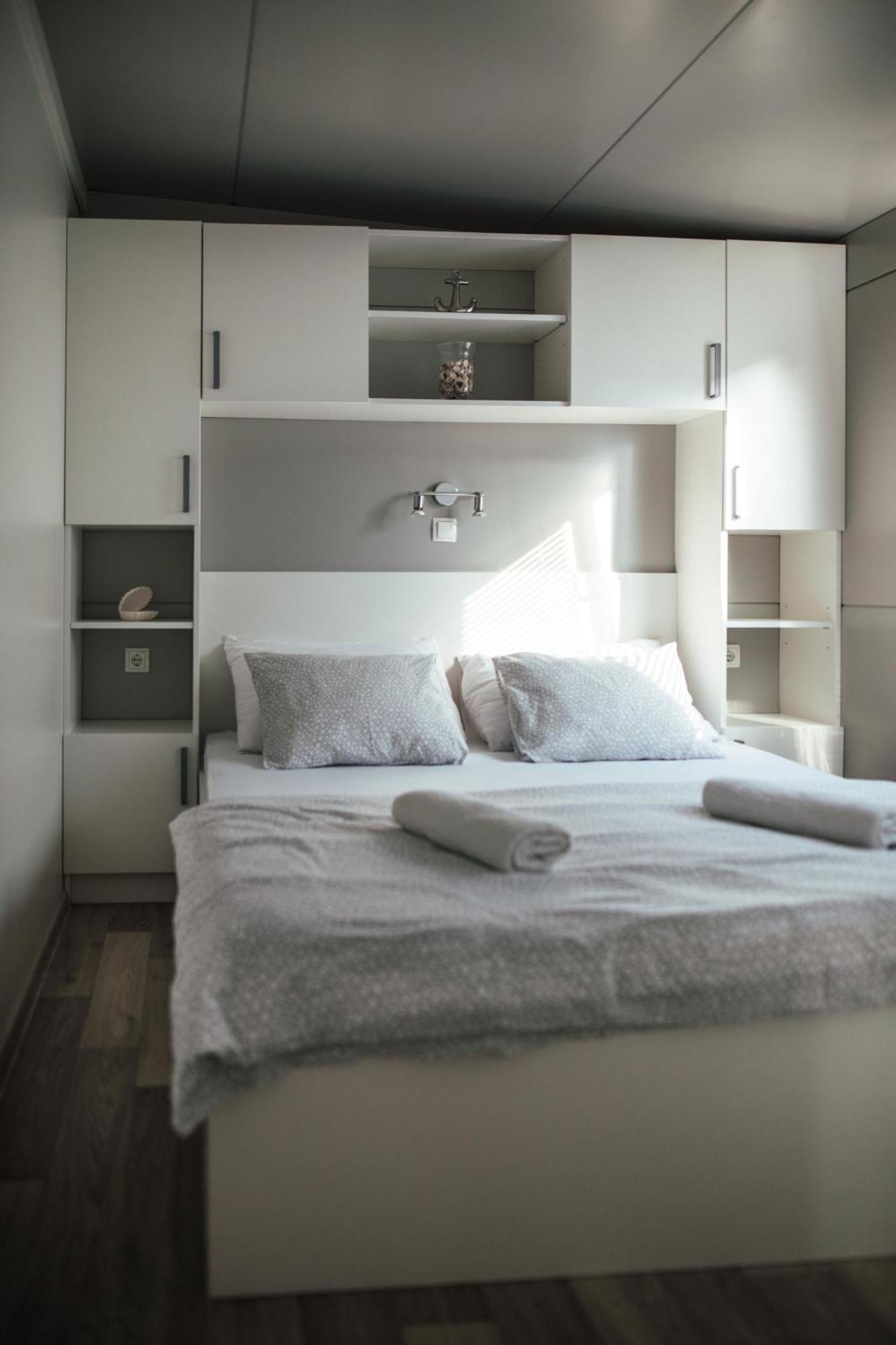 Rasin Mobile Homes باكوشتاني المظهر الخارجي الصورة