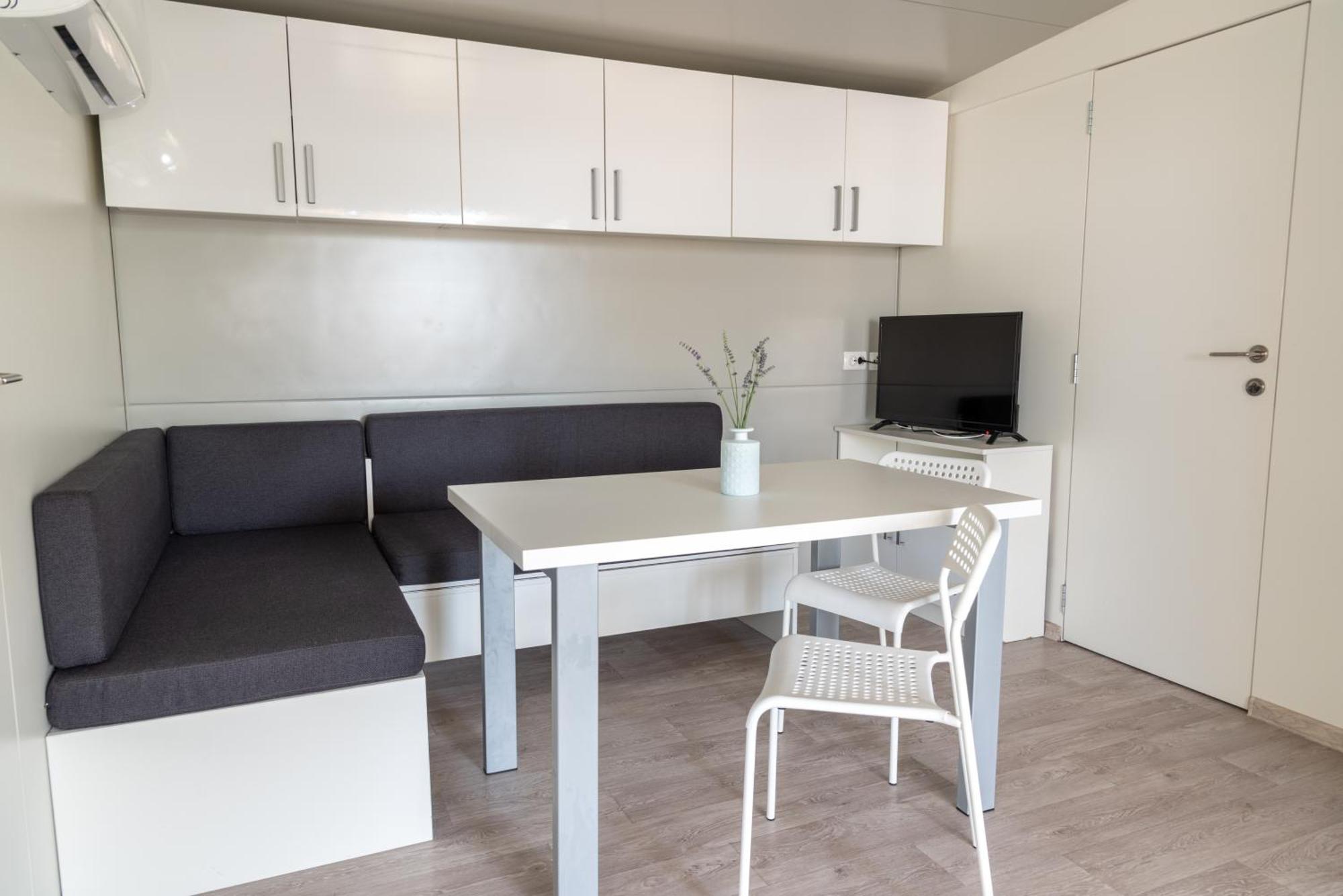 Rasin Mobile Homes باكوشتاني المظهر الخارجي الصورة