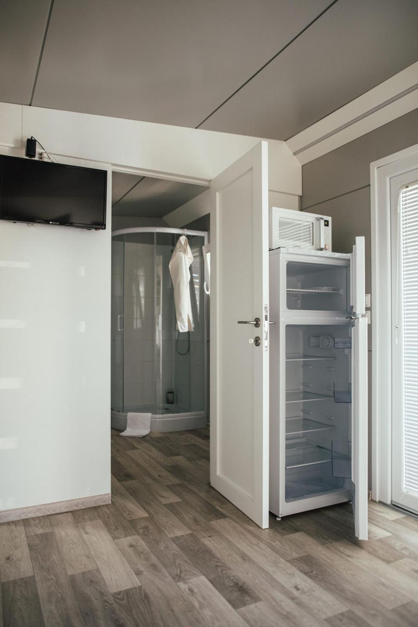 Rasin Mobile Homes باكوشتاني المظهر الخارجي الصورة